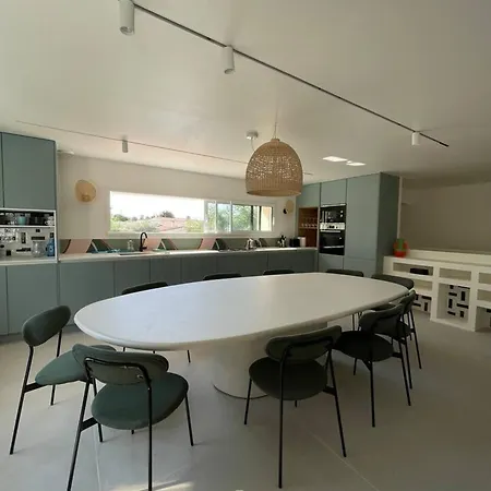 Vila Spacieuse A Avec Piscine Privee